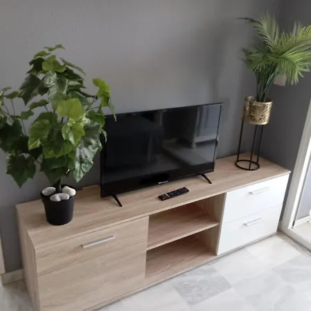 1 Bedroom Near The *